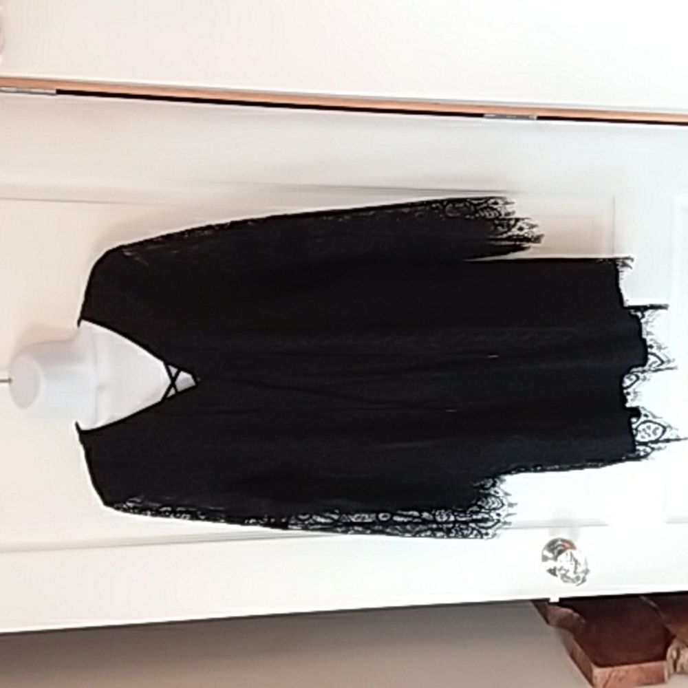 Buffalo lace vneck tunic/dress